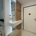 Cahani Lägenhet Tirana